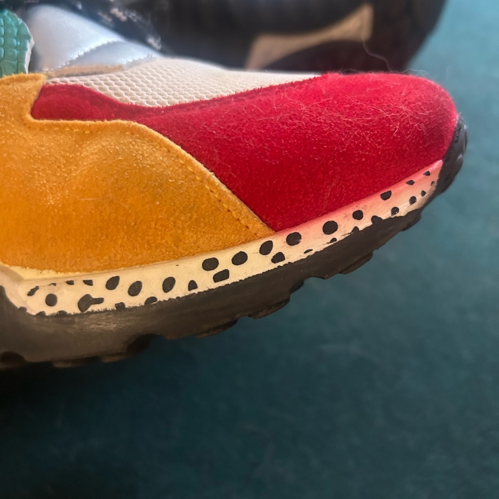 Funky YOKI Sneakers (Women’s 9, not “kid” shoes) - Picture 4 of 5